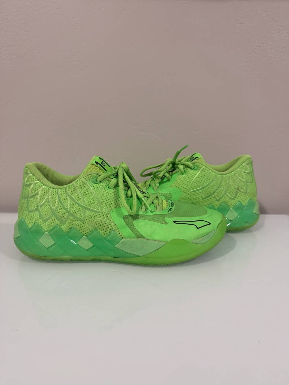 PUMA LaMelo Ball MB.01 Lo Volt Green Gecko Size 10